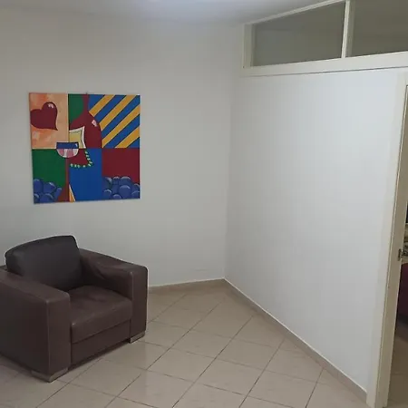 Rosselli93 Appartement *